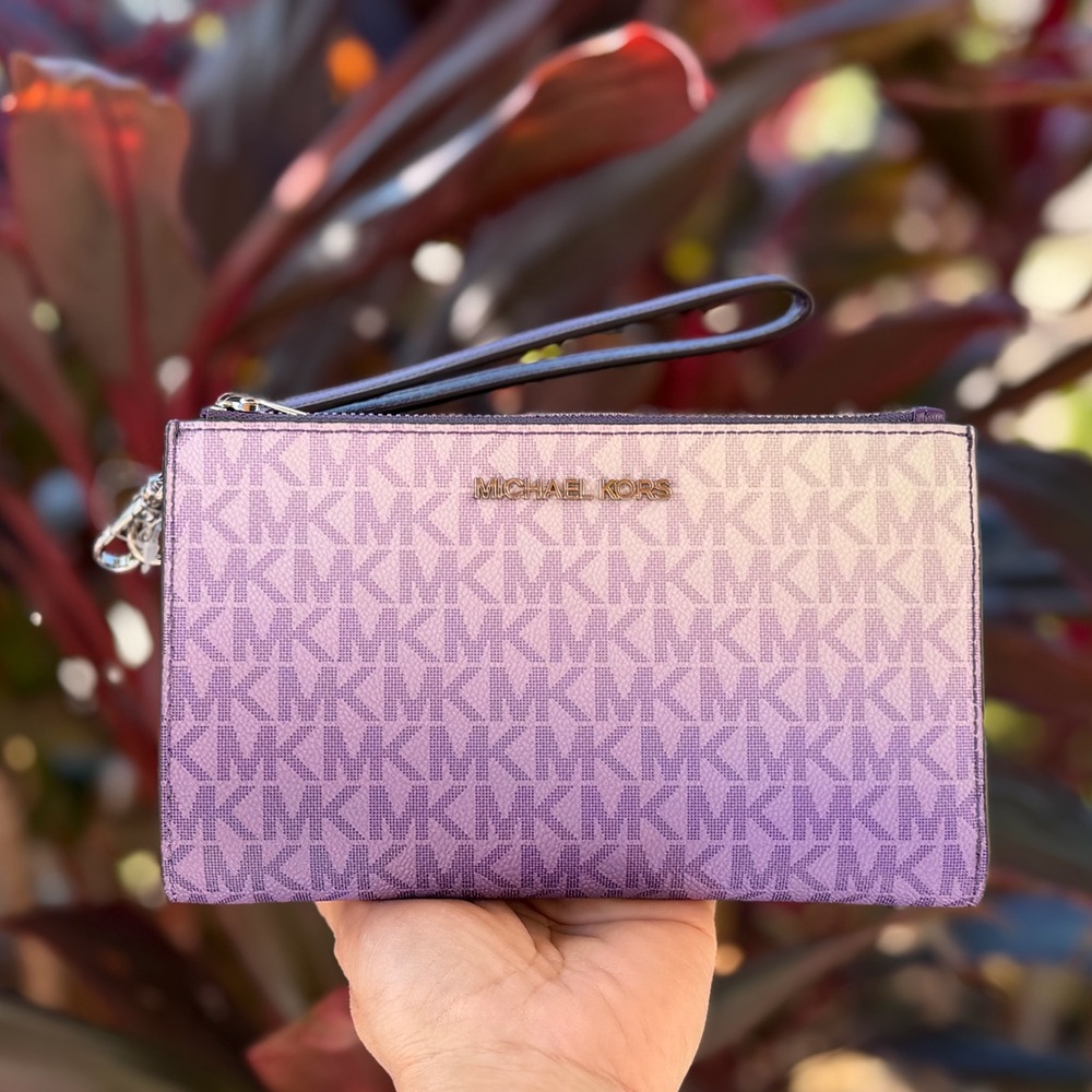 Michael Kors Jet Set Travel Double Zip Phone Wallet Ombré MK Purple